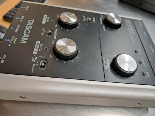 Tascam - US-122MKII 5